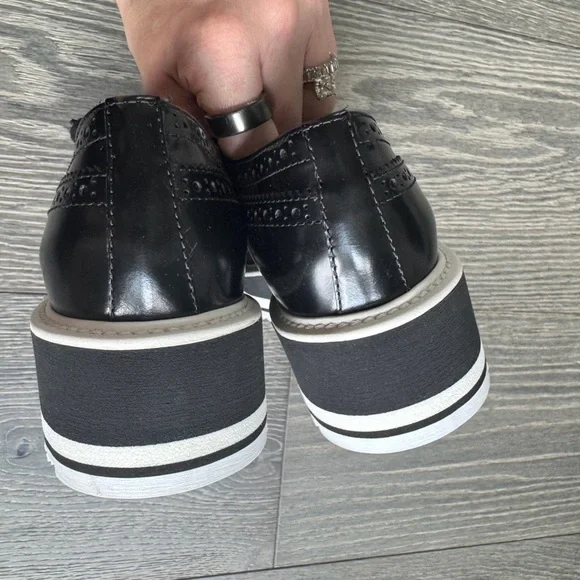 Prada Brogue Patent Leather Wingtip Platform Derby Shoes in Black Size 35 - Picture 5 of 10